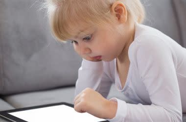 Children and technology: Protecting your child's eyes