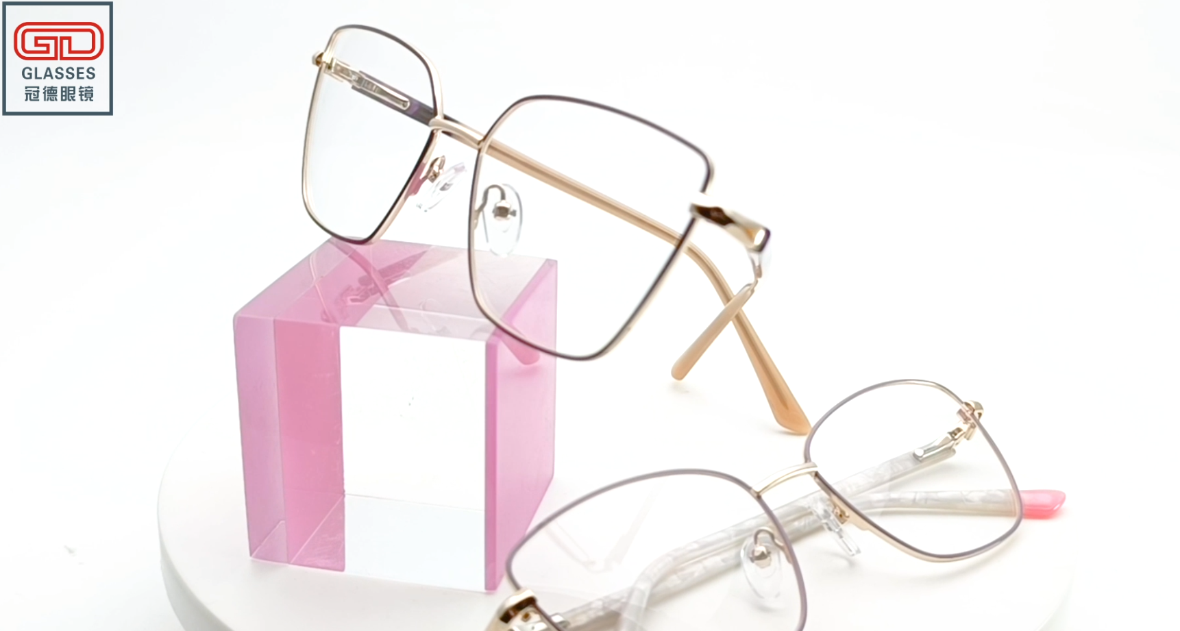 The Benefits of Wearing Glasses for Myopia and Eye Care