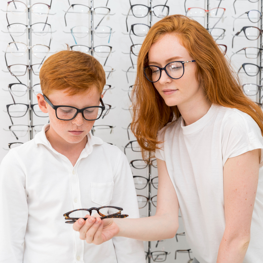 Improving Vision Effectively with Eyeglasses
